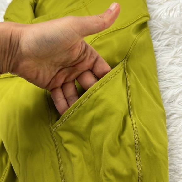 Lululemon Fast and Free Crop II 19" *Nulux Golden Lime - Picture 4 of 6